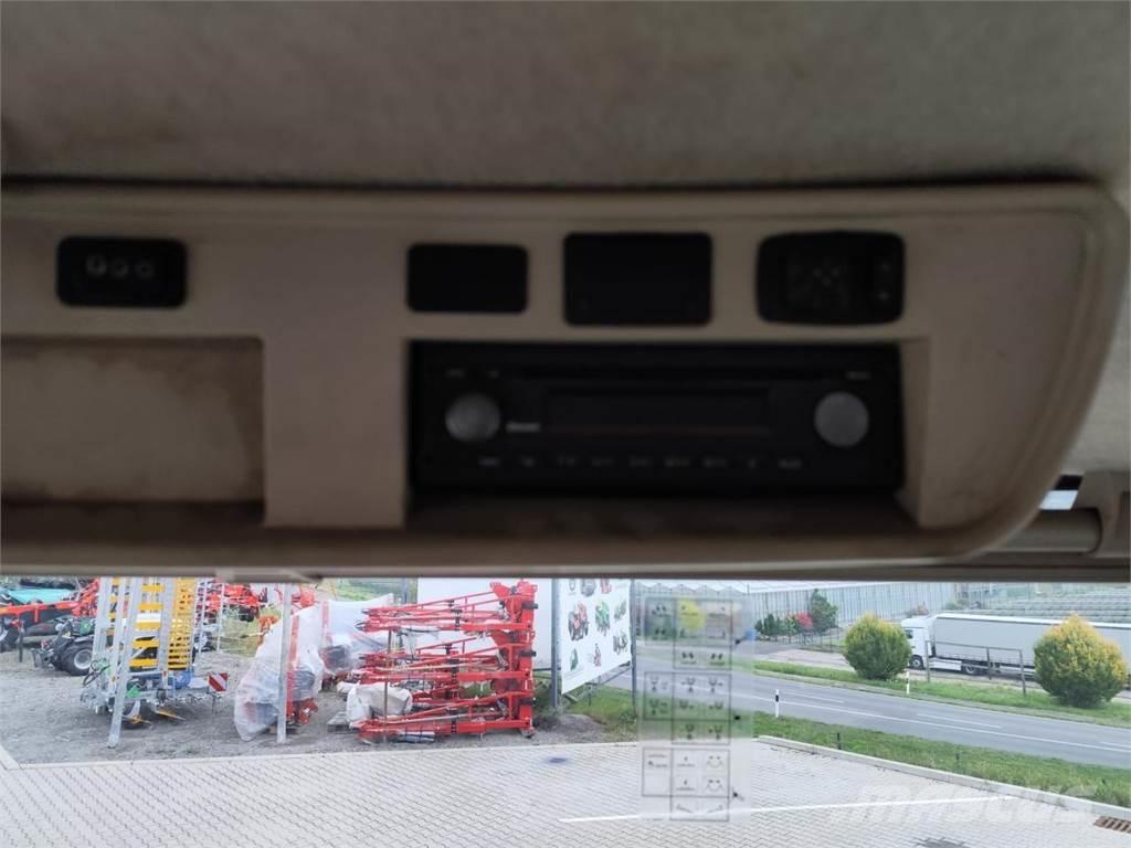 John Deere 7250R 트랙터