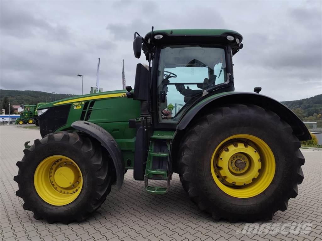 John Deere 7250R 트랙터