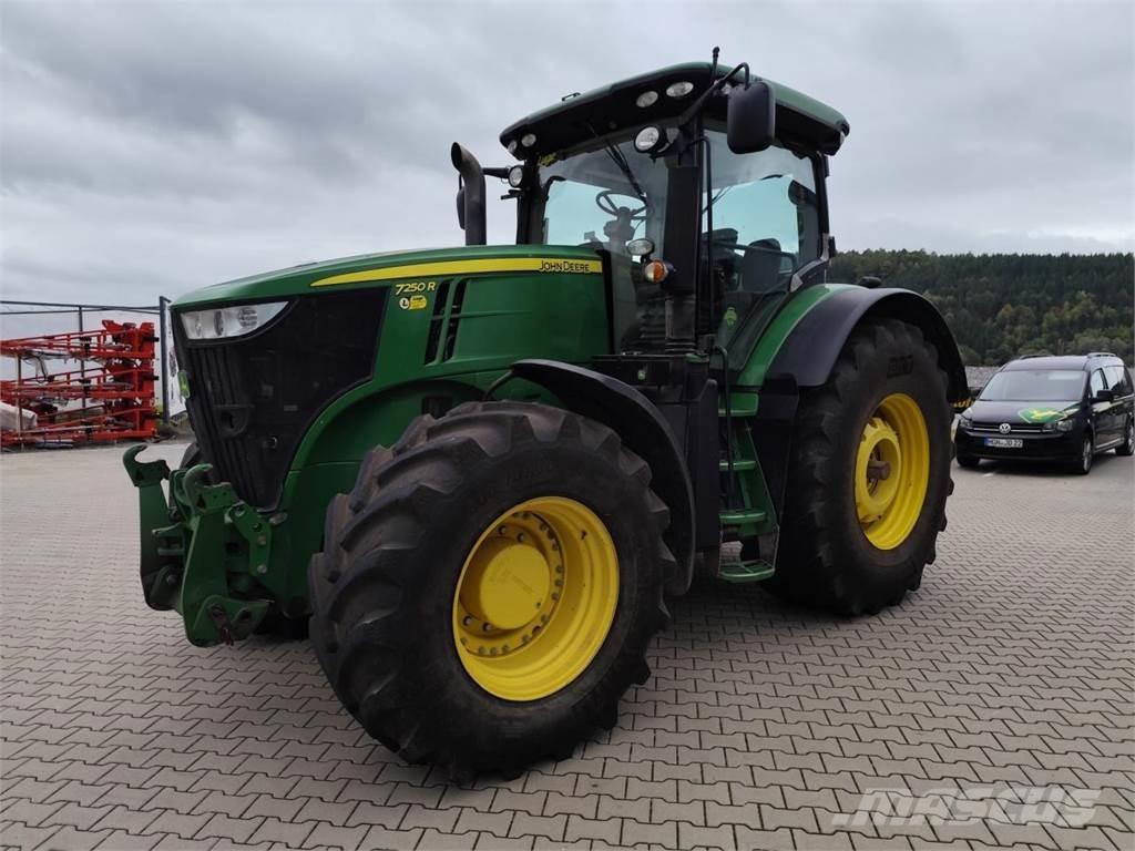 John Deere 7250R 트랙터