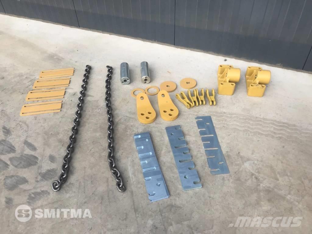 CAT 740B 테일게이트