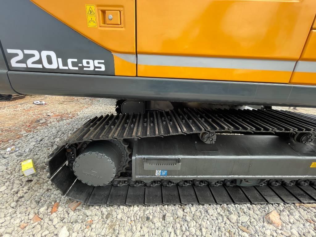 Hyundai 220 대형 굴삭기 29톤 이상
