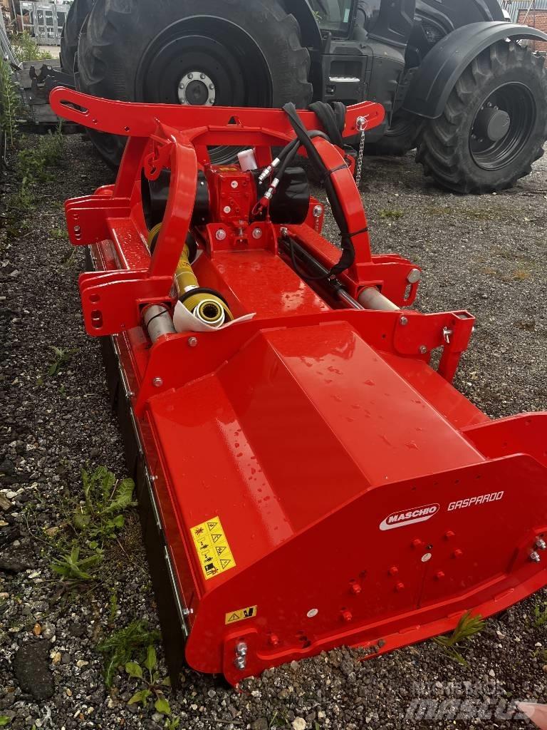 Maschio Bufalo 280 목장 제초기 및 토퍼