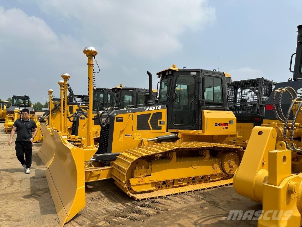 Shantui DH 13 크롤러 도저