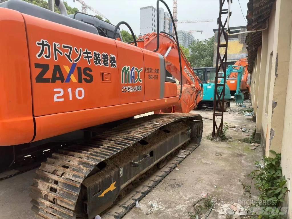 Hitachi ZX 210 대형 굴삭기 29톤 이상