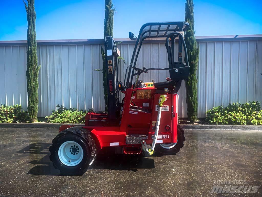 Moffett M55 트럭 장착 포크리프트