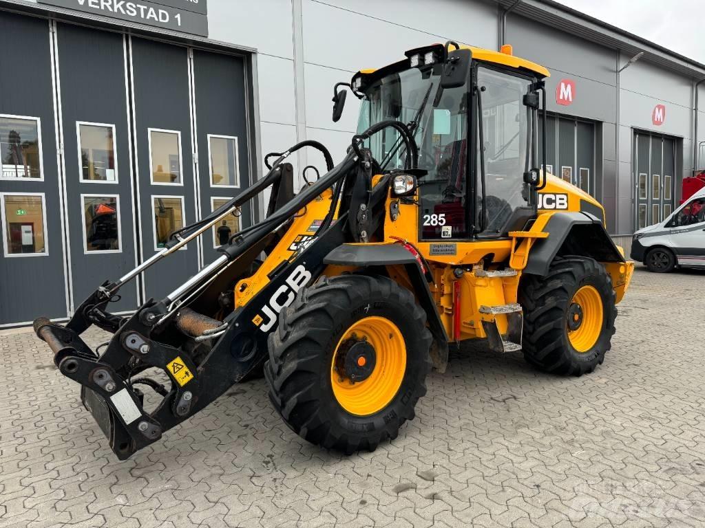 JCB 411 HT  휠로우더