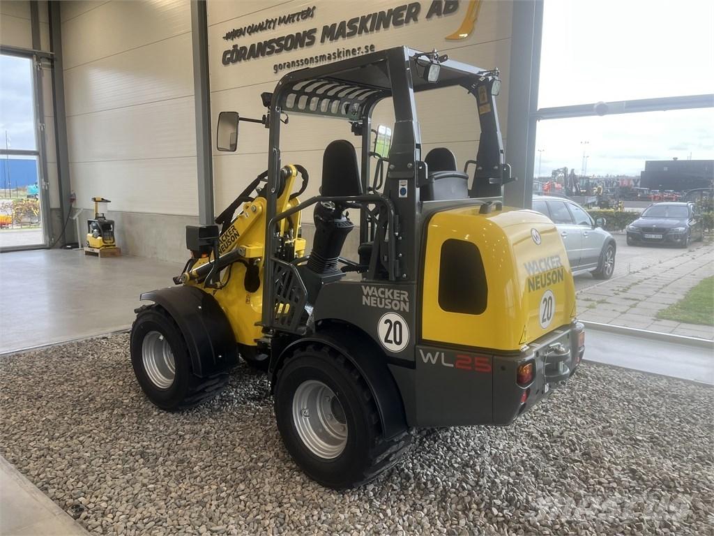 Wacker Neuson WL 25  휠로우더