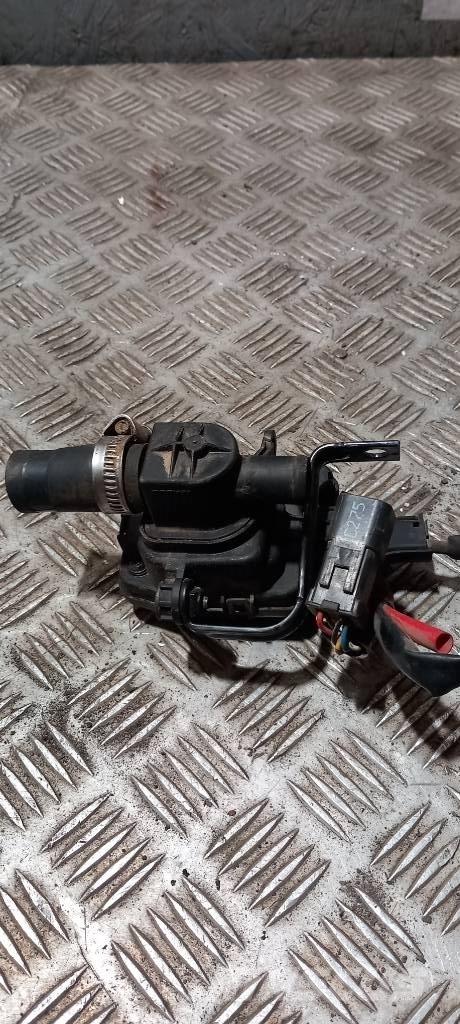 Scania R 440  1793197 라디에이터