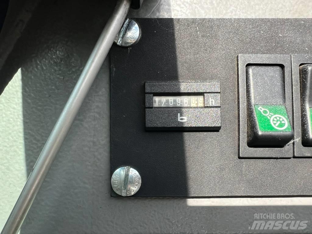 Liebherr LTM1060/2 A/T 크레인
