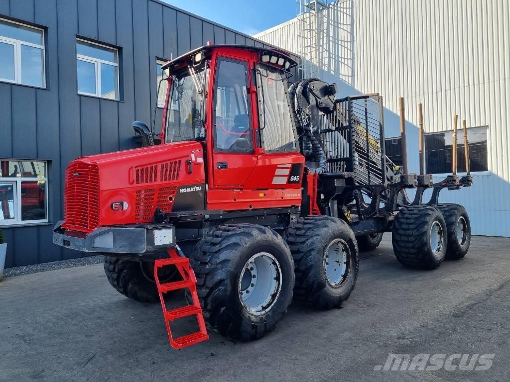 Komatsu 845 원목 포워더