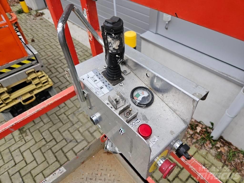 SkyJack SJ 4620 가위형 리프트