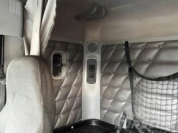 Freightliner 122SD 트랙터 유닛