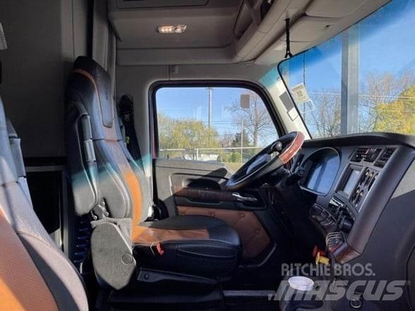 Kenworth T680 트랙터 유닛