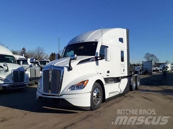 Kenworth T680 트랙터 유닛