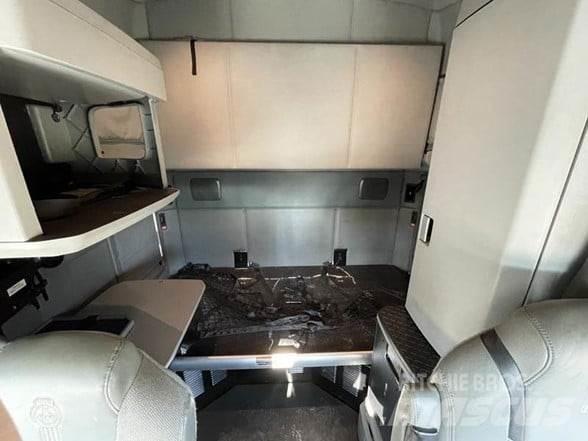 Kenworth T680 트랙터 유닛