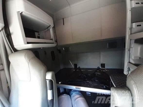 Kenworth T680 트랙터 유닛