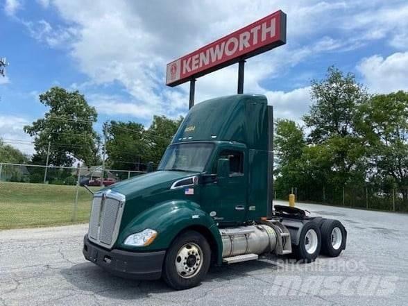 Kenworth T680 트랙터 유닛