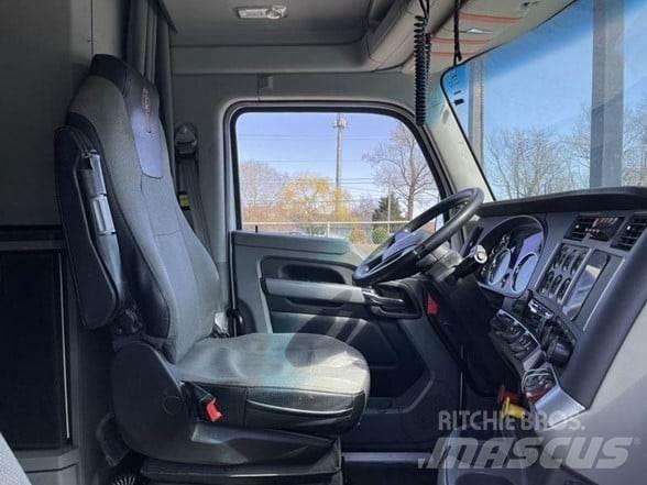 Kenworth T680 트랙터 유닛