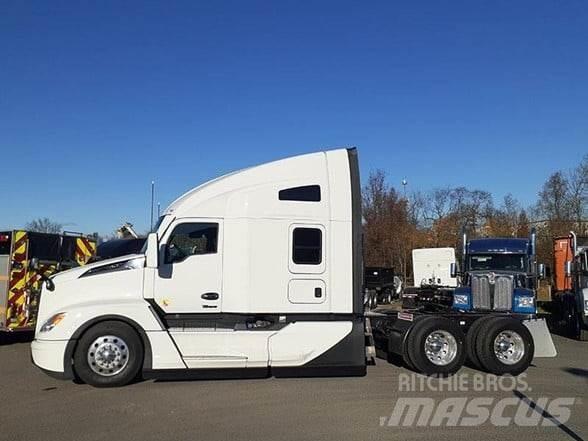 Kenworth T680 트랙터 유닛
