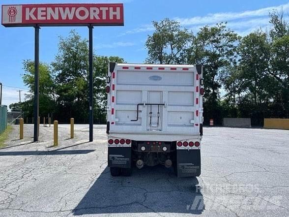 Kenworth T800 덤프 트럭