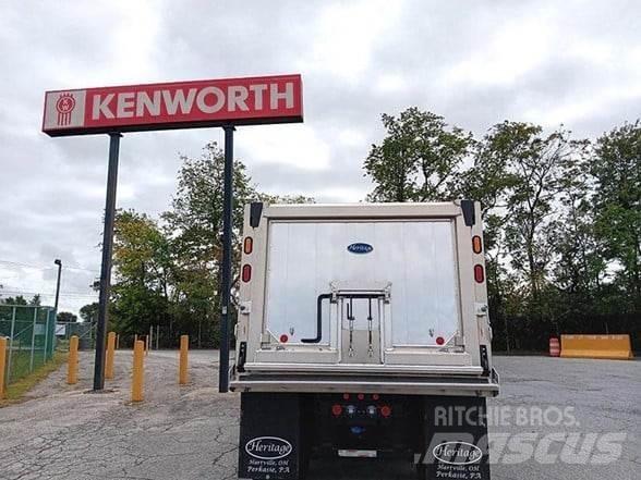 Kenworth T880 덤프 트럭