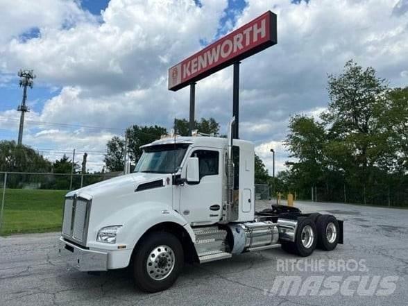 Kenworth T880 트랙터 유닛