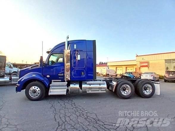 Kenworth T880 트랙터 유닛