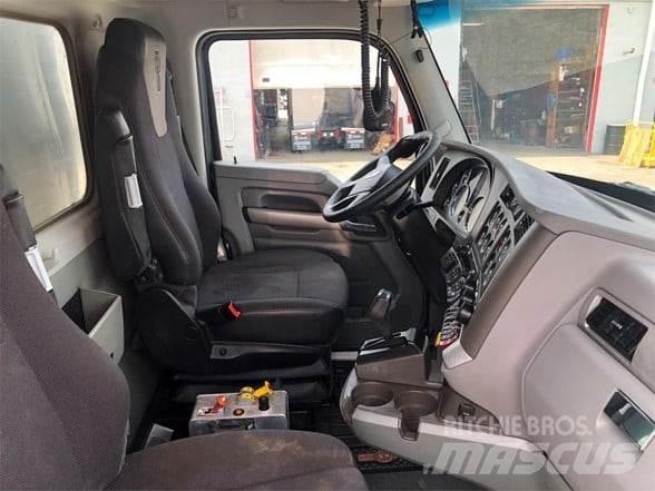 Kenworth T880 덤프 트럭