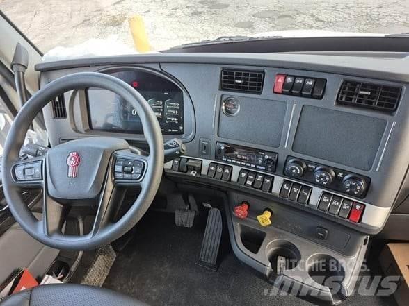 Kenworth T880 덤프 트럭