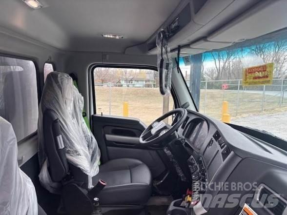 Kenworth T880 덤프 트럭