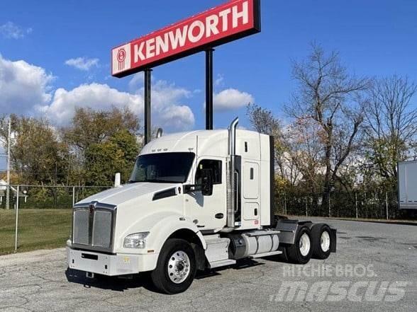 Kenworth T880 트랙터 유닛