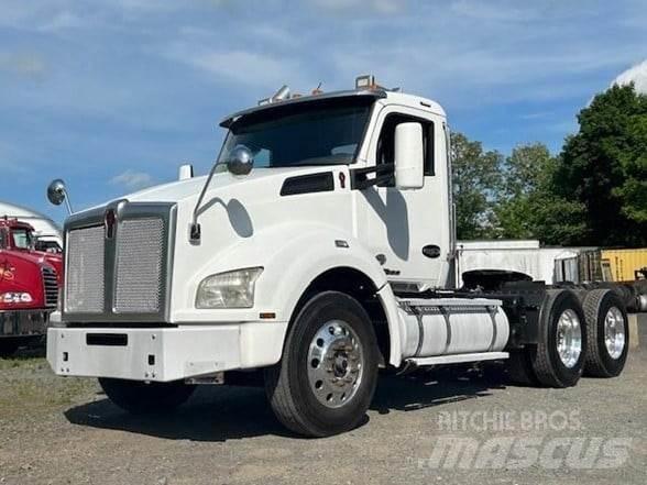 Kenworth T880 트랙터 유닛