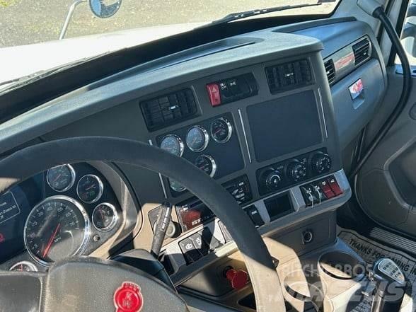Kenworth T880 트랙터 유닛