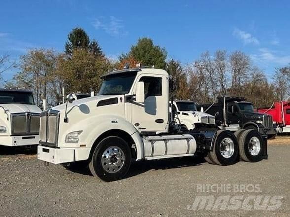 Kenworth T880 트랙터 유닛