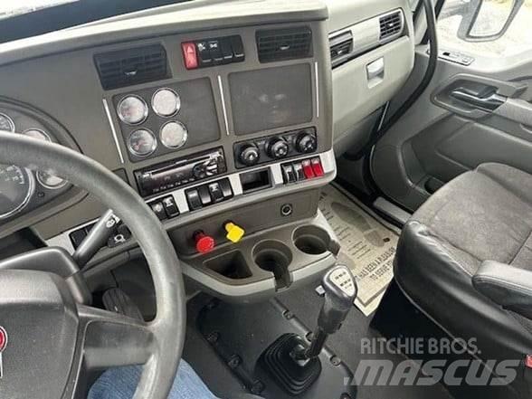 Kenworth T880 트랙터 유닛
