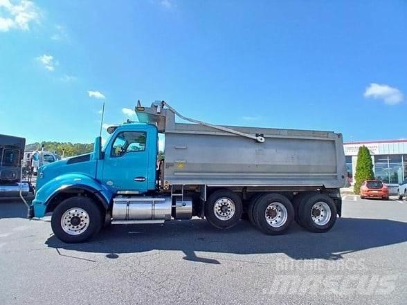 Kenworth T880 덤프 트럭