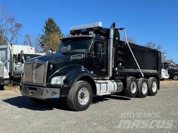 Kenworth T880 덤프 트럭