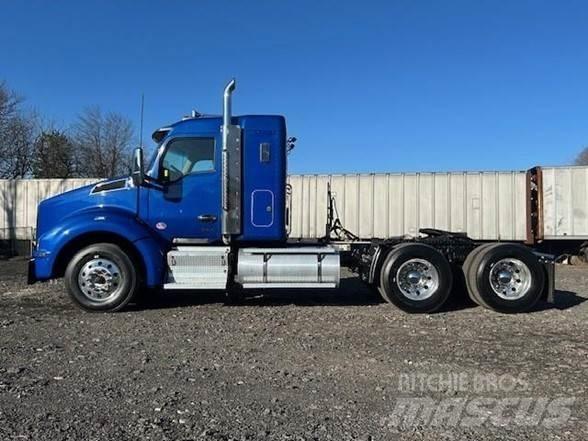 Kenworth T880 트랙터 유닛
