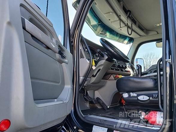 Kenworth T880 덤프 트럭