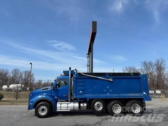 Kenworth T880 덤프 트럭