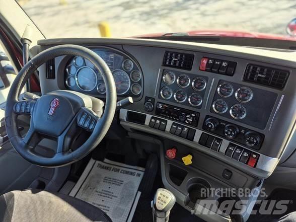 Kenworth T880 덤프 트럭