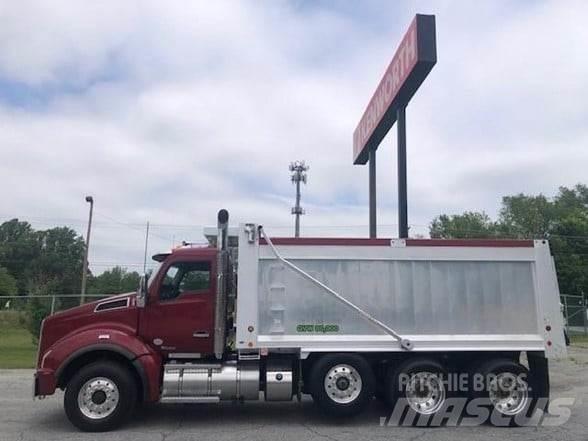 Kenworth T880 덤프 트럭