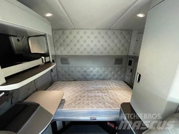Kenworth T880 트랙터 유닛