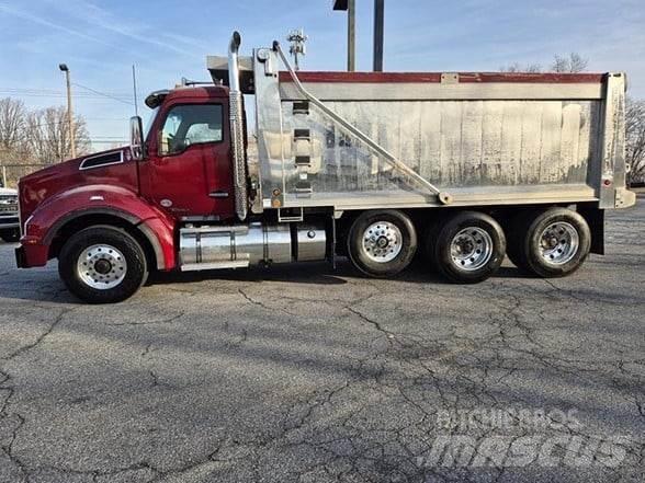 Kenworth T880 덤프 트럭