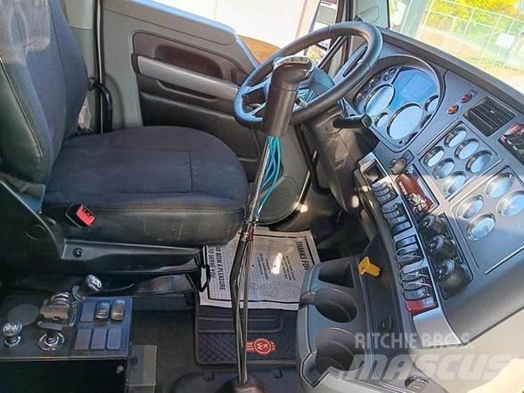 Kenworth T880 덤프 트럭