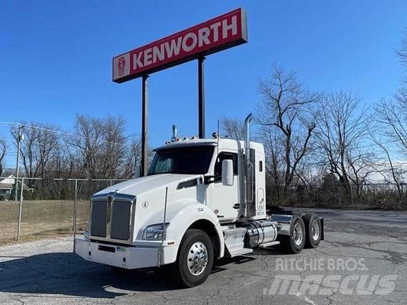 Kenworth T880 트랙터 유닛