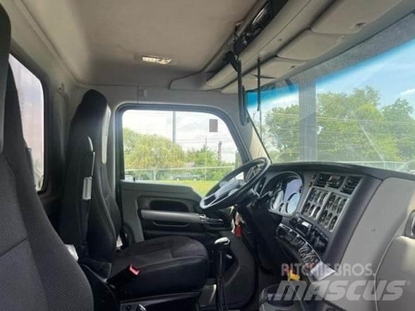 Kenworth T880 덤프 트럭