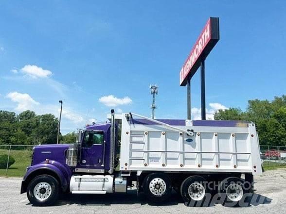 Kenworth W900 덤프 트럭