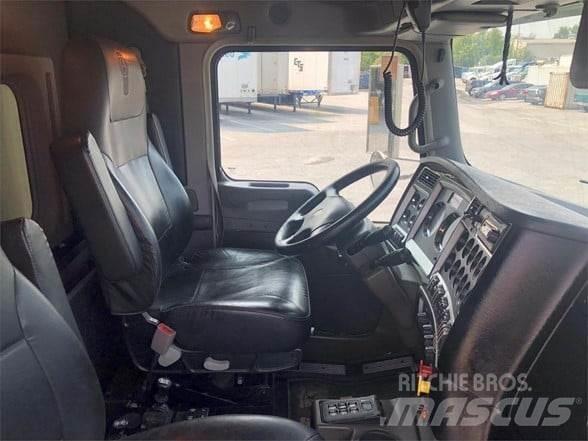 Kenworth W900B 덤프 트럭