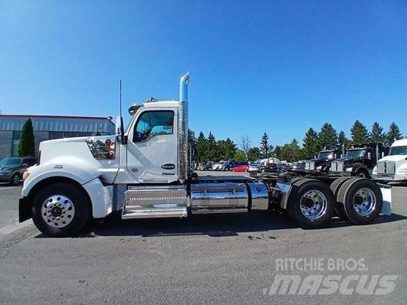 Kenworth W990 트랙터 유닛